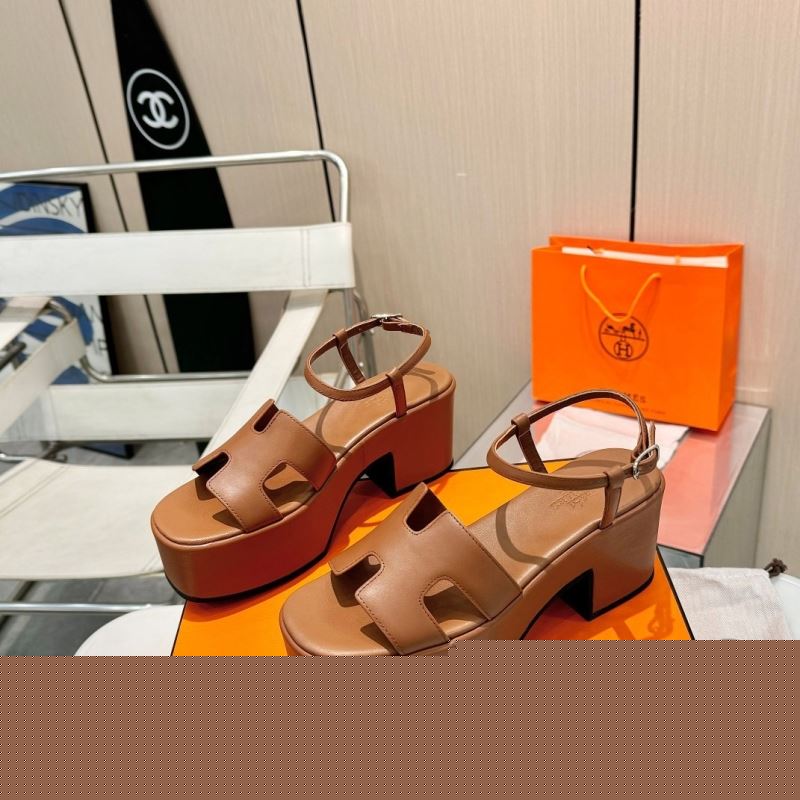 H**mes sandals